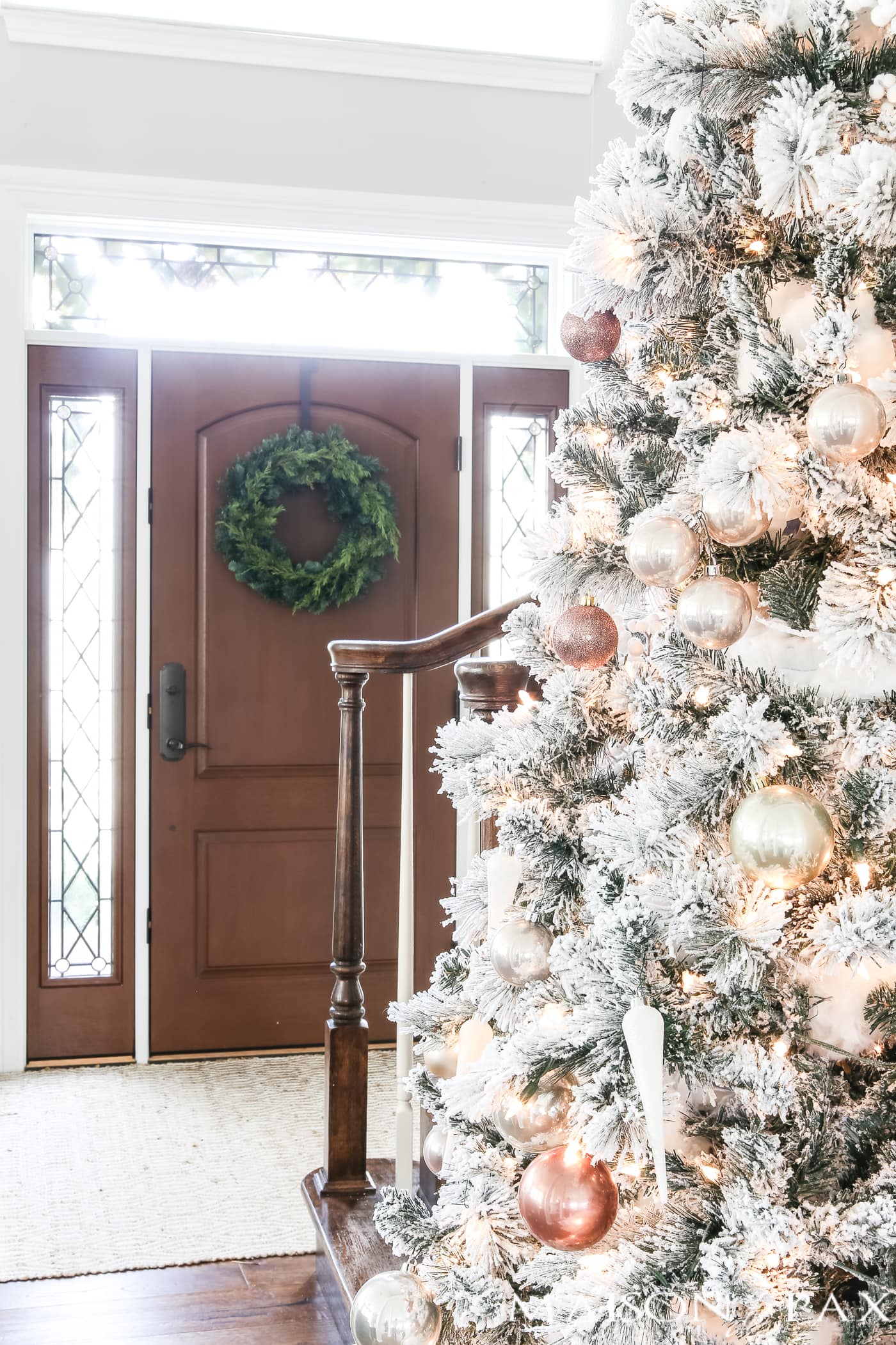 blush flocked Christmas tree #flockedtree