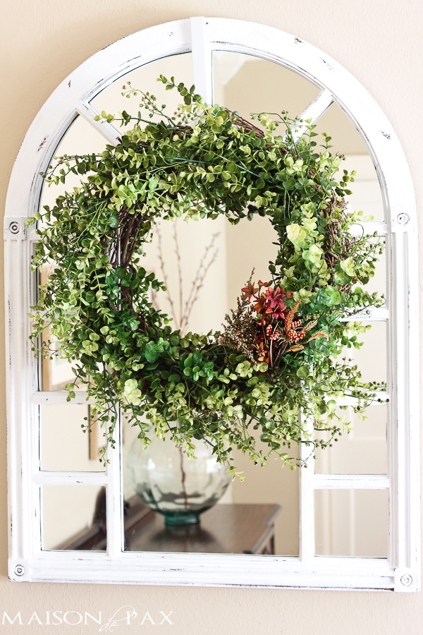 Simple DIY eucalyptus wreath- Maison de Pax