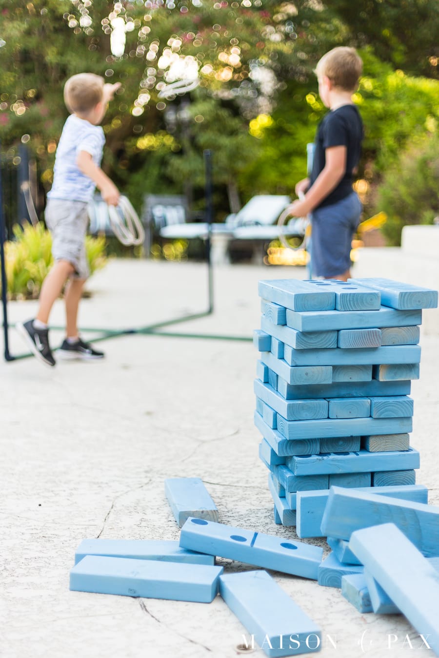 Make giant Jenga with your kids: find this and other family projects plus tips for completing project with kids! #familyfun #familyproject #outdoorgames #kidfriendlyproject #diyproject