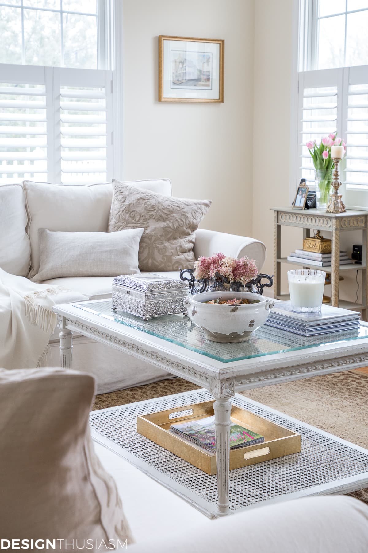 functional casually elegant family room - designthusiasm.com