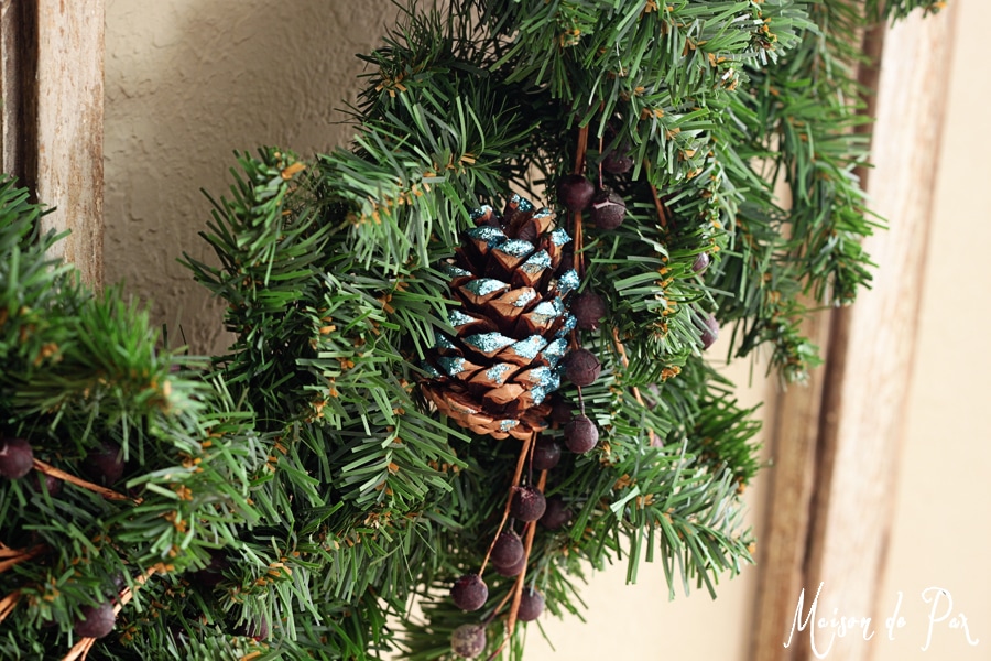 blue wreath close 2