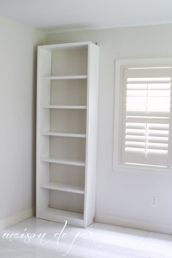 Fabulous "vintage aqua" bookcase makeover for adorable and functional playroom storage at aiweb9ygdry.cmersite.com #makeover #furniture #paint #diy #tutorial #chalkpaint