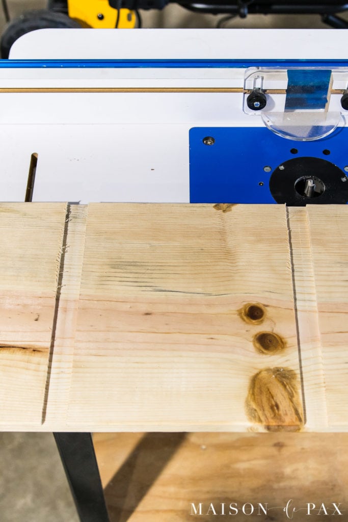 route grooves in serving board for a DIY antique french breadboard | Maison de Pax