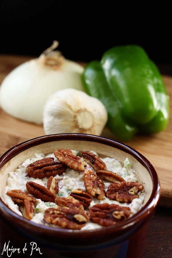 A super easy and delicious creamy dip - perfect for parties!