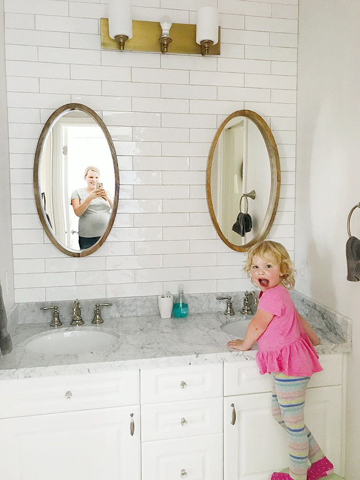 Bathroom with toddler- Maison de Pax