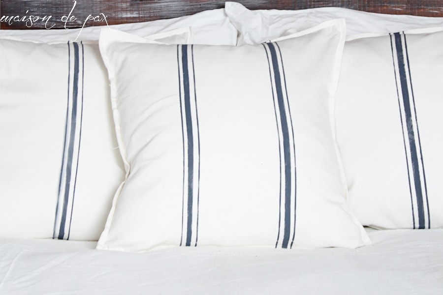 Find out how to make beautiful "grain sack" pillow covers for just $4 at aiweb9ygdry.cmersite.com! #paint #diy #ikea #hack