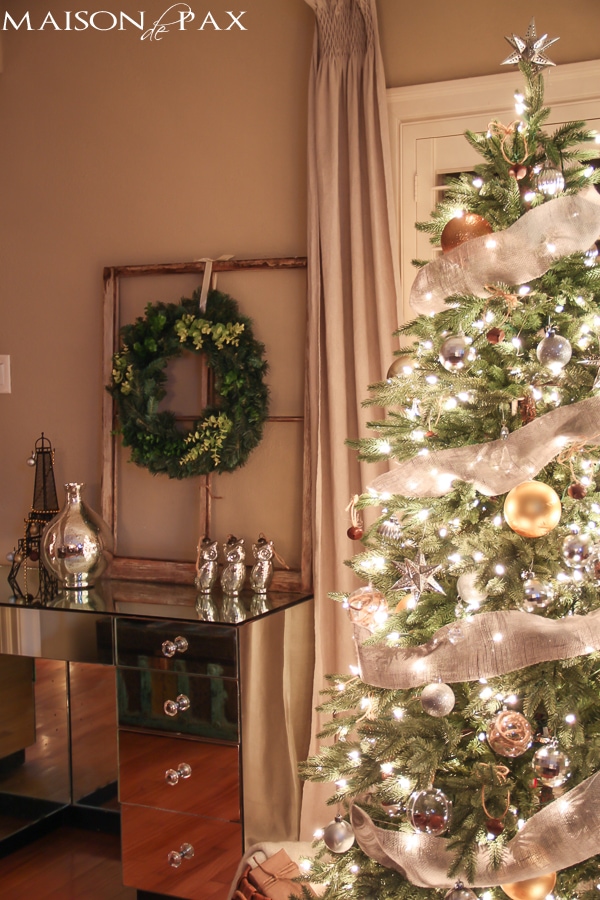 gorgeous, twinkling, holiday inspiration - beautiful Christmas lights at night via aiweb9ygdry.cmersite.com