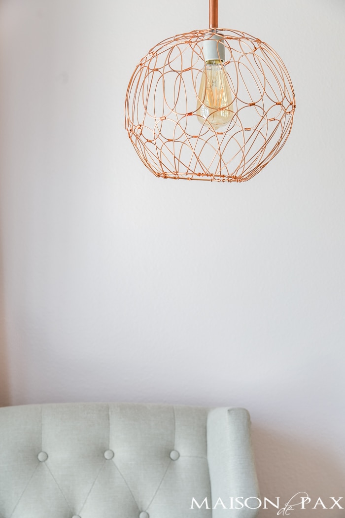 Step by Step instructions (with clear picture tutorial) for how to make a DIY copper pendant light fixture. Just gorgeous in any space and so versatile!