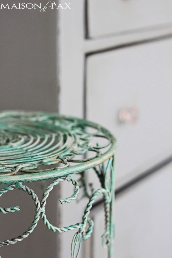 Turn an old rusty plant stand into a gorgeous side table with this patina tutorial via aiweb9ygdry.cmersite.com #upcycle #diy