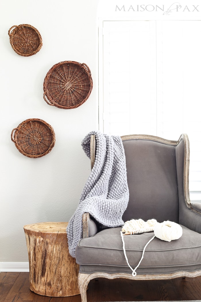 Gorgeous diy chunky knit blanket in a soft gray wool | aiweb9ygdry.cmersite.com