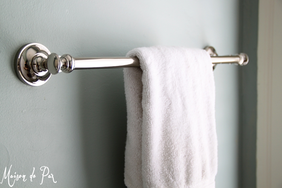 Classic bathroom- Maison de Pax