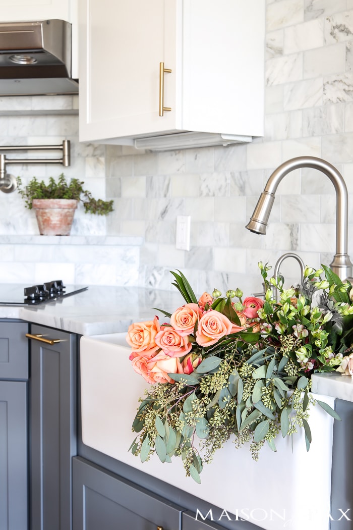 Simple, neutral, lovely spring decorating ideas plus 5 tips for easy spring decor.