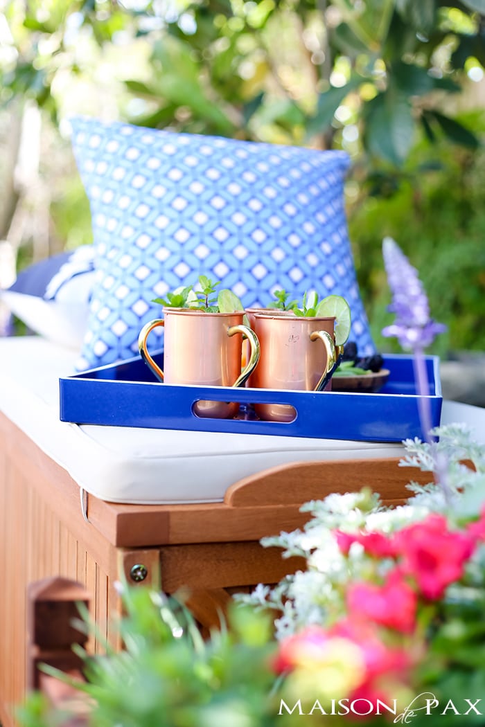 How to Create a Garden Oasis