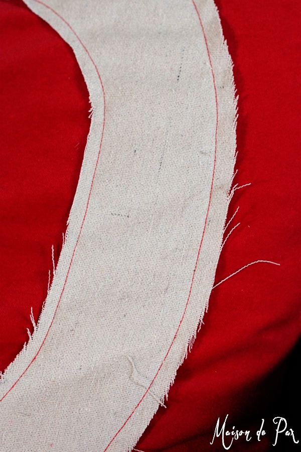Easy tutorial for adorable Valentine's pillows