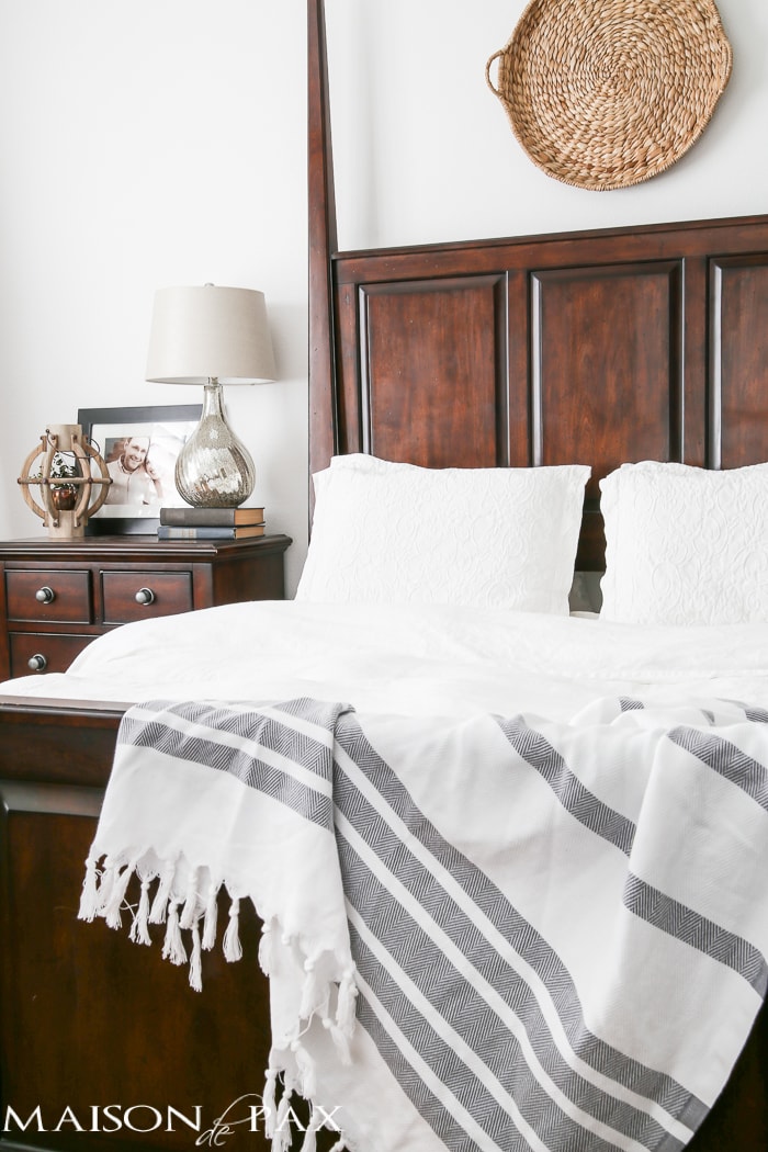 White Spring Bedroom (17 of 23)