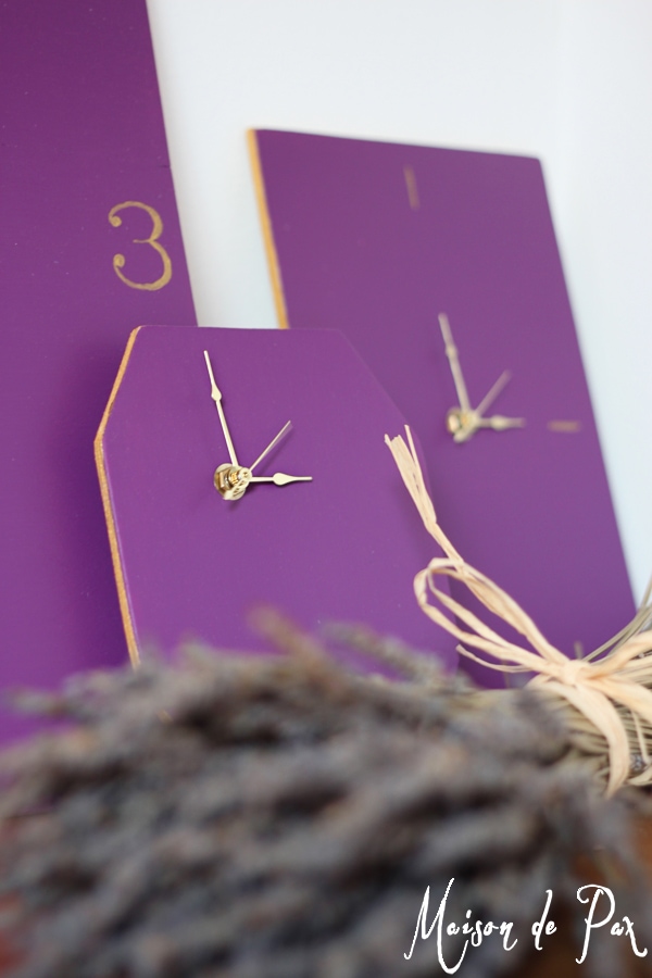Click through for step by step instructions to turn plywood scraps into gorgeous, working clocks!