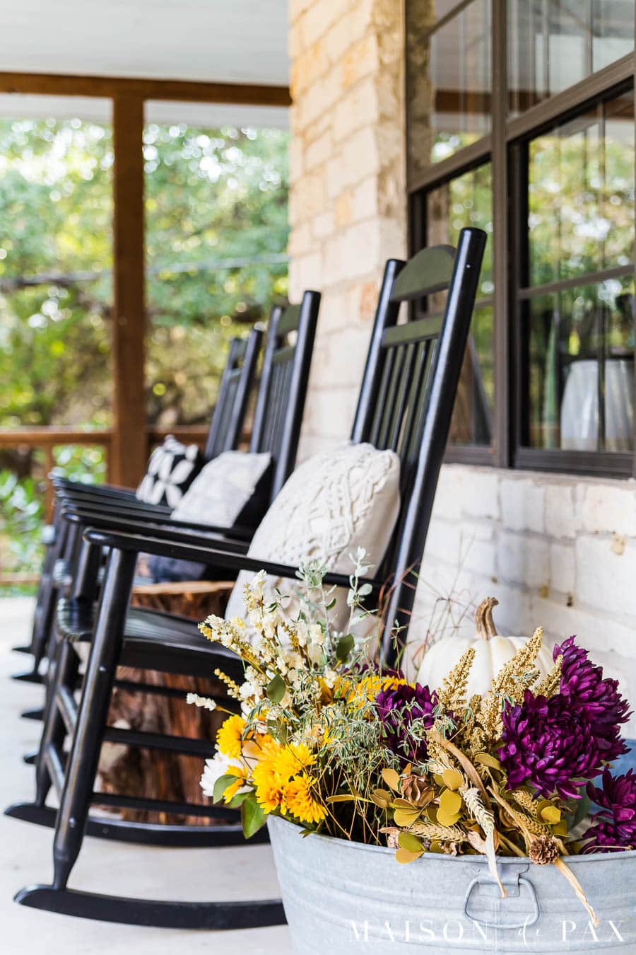 Fall Porch Decor (Simple Ideas)