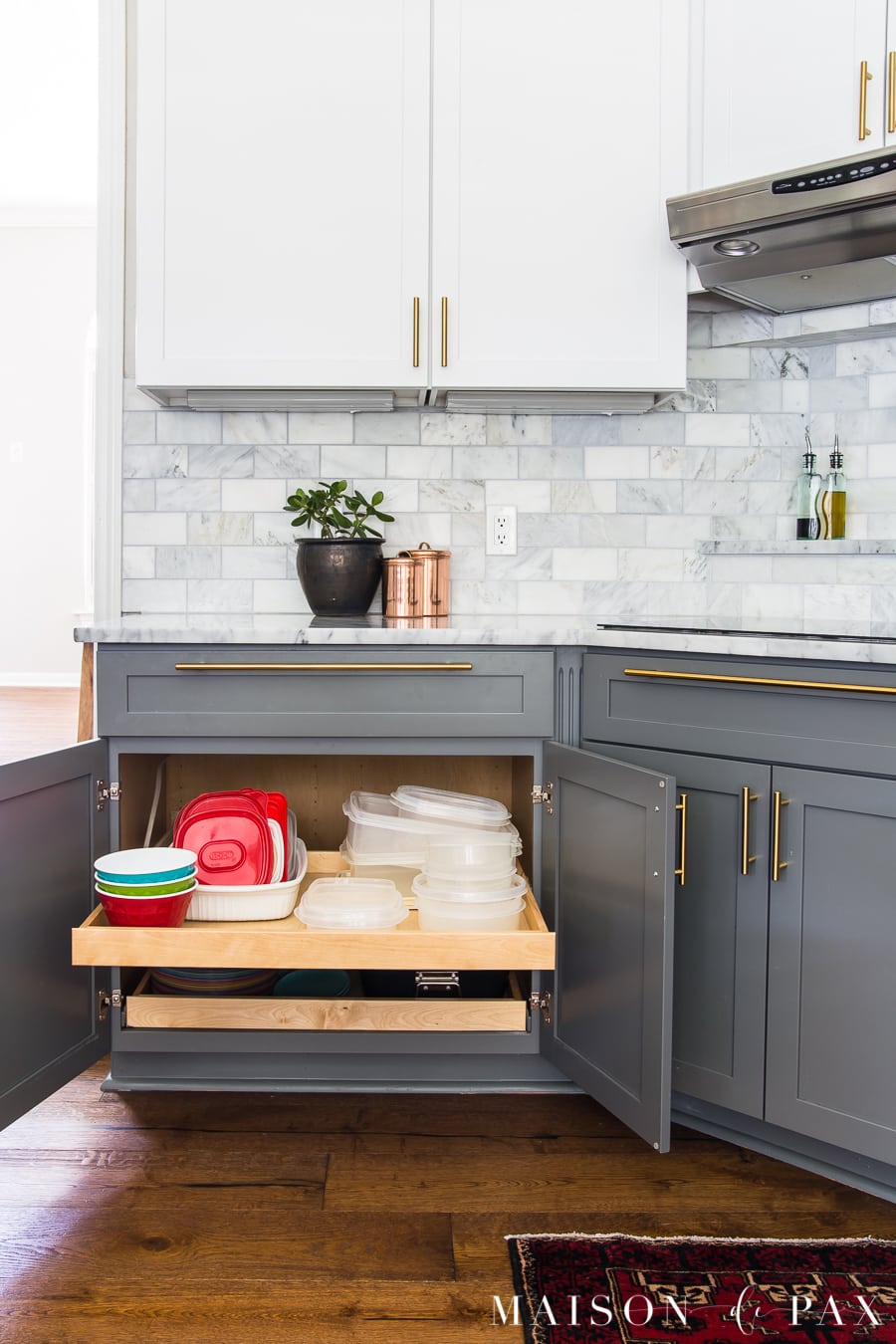 Get 10 storage ideas for a kid friendly home from a mom of 4! 10 tips for storage in a house full of kids! #storage #organizing #organize #kidfriendly #kidhome #kidstorage #homestorage
