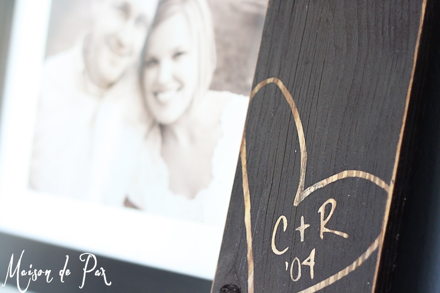 Ideas for layering bookshelf decor with an adorable rustic wood sign... plus a giveaway!