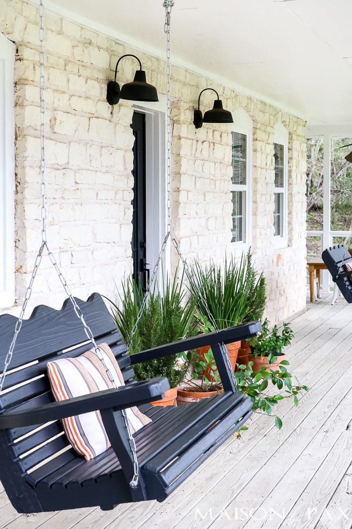 Modern Farmhouse Fixer Upper- Maison de Pax