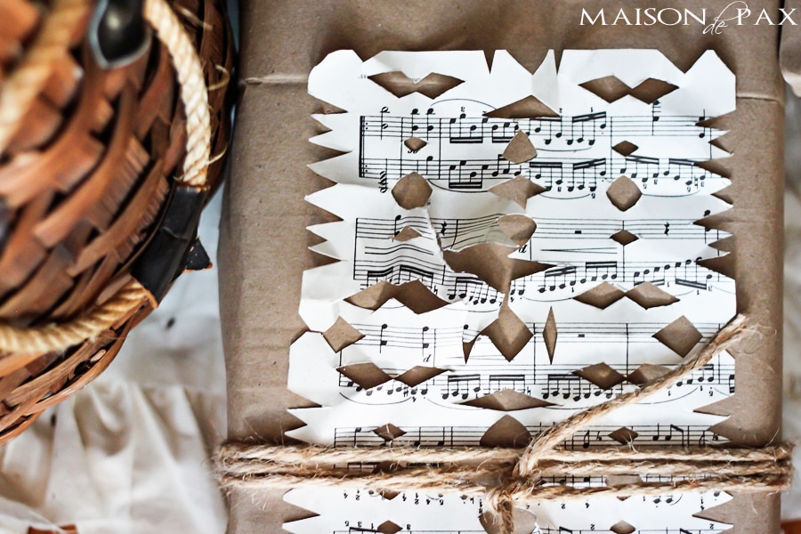 so many gorgeous gift wrap ideas! via aiweb9ygdry.cmersite.com