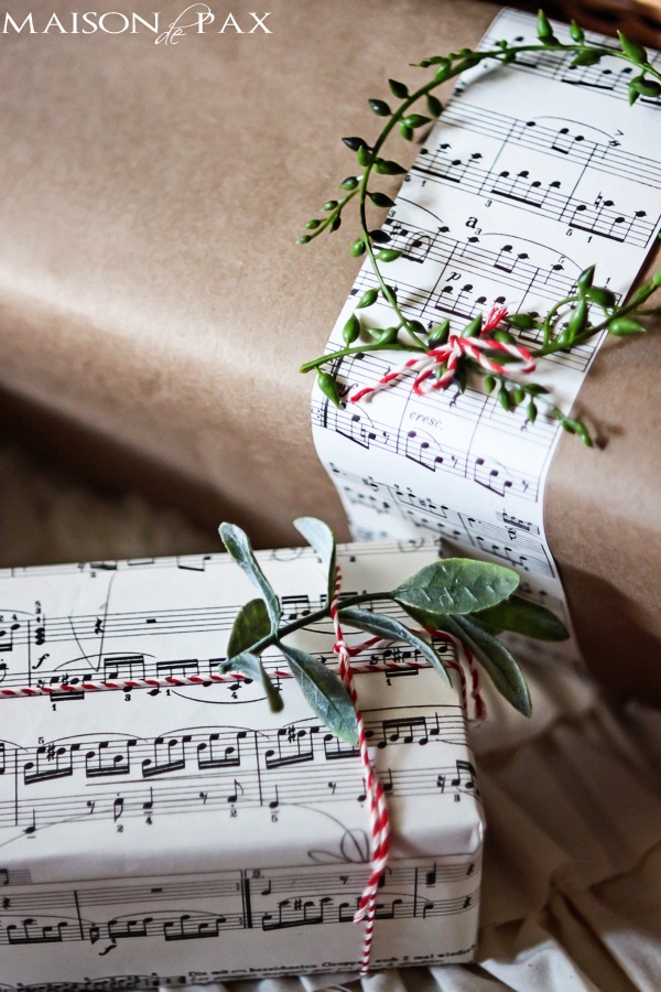 so many gorgeous gift wrap ideas! via aiweb9ygdry.cmersite.com