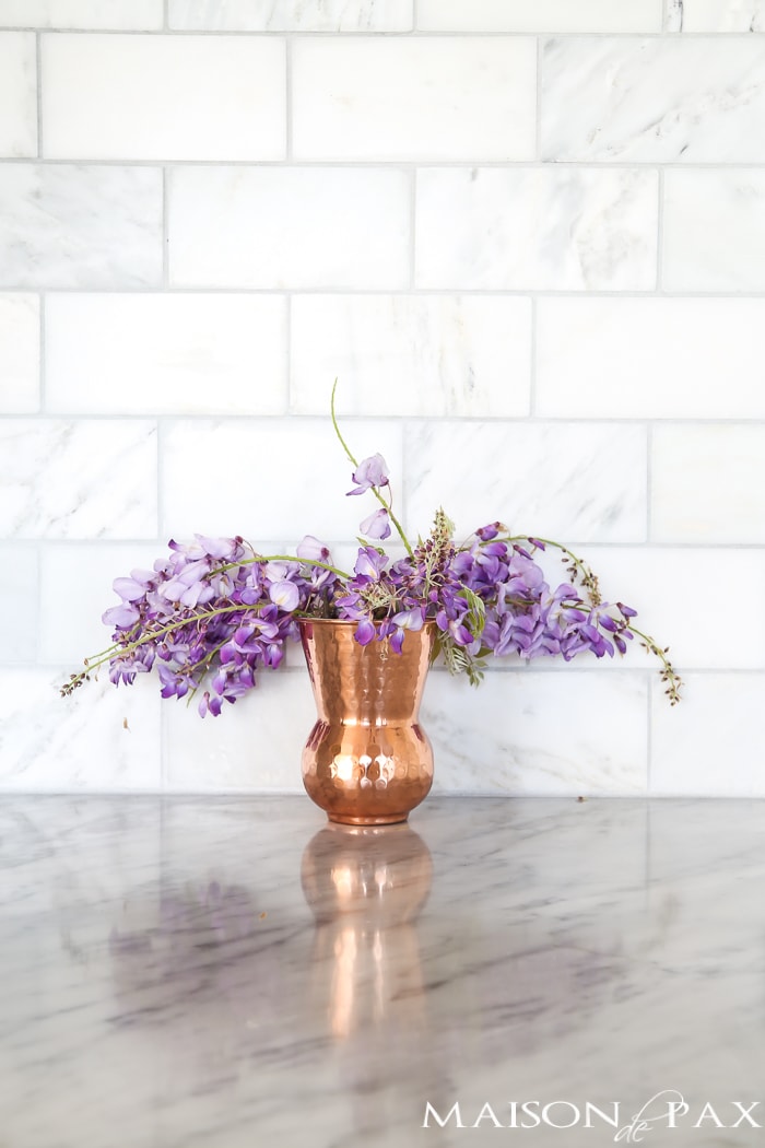 Simple, neutral, lovely spring decorating ideas plus 5 tips for easy spring decor.