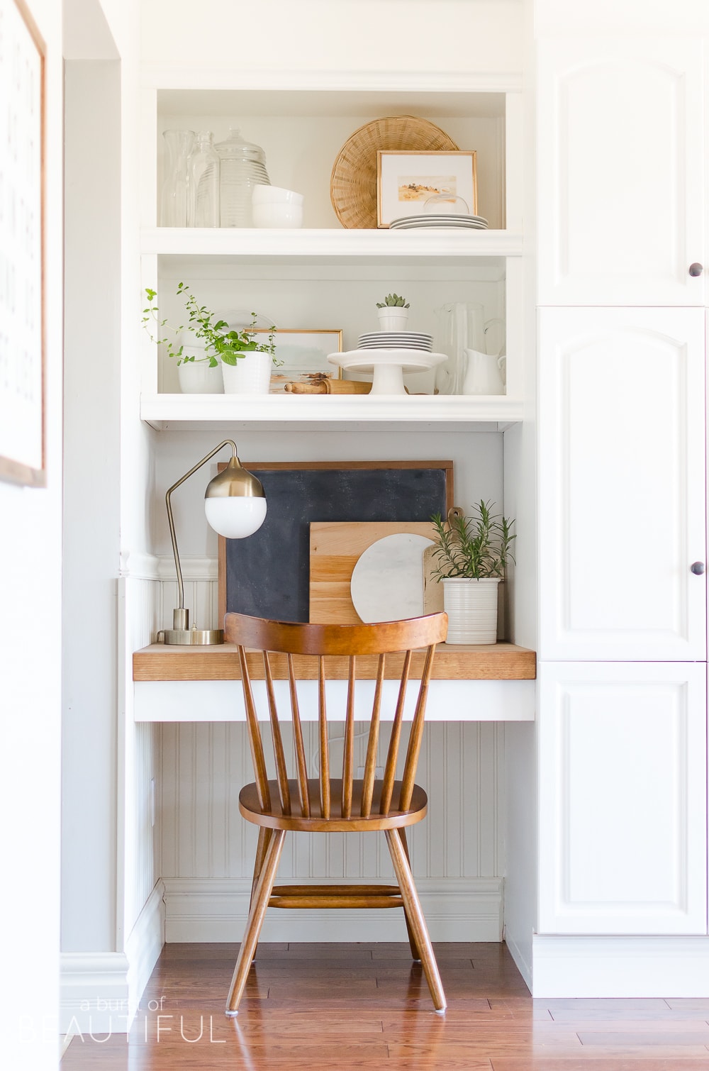 How to Capture a Modern Farmhouse Style: tips for decorating your home with that modern farmhouse feel and charm