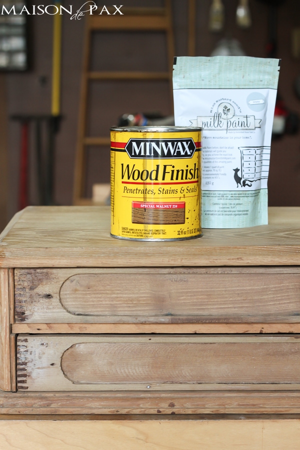 beautiful two-toned antique chest makeover via aiweb9ygdry.cmersite.com #tutorial #diy #stain #paint