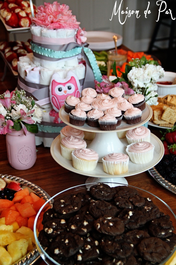 Find excellent ideas and tutorials for decorations, menu, and gifts for a springtime barbeque baby shower at aiweb9ygdry.cmersite.com