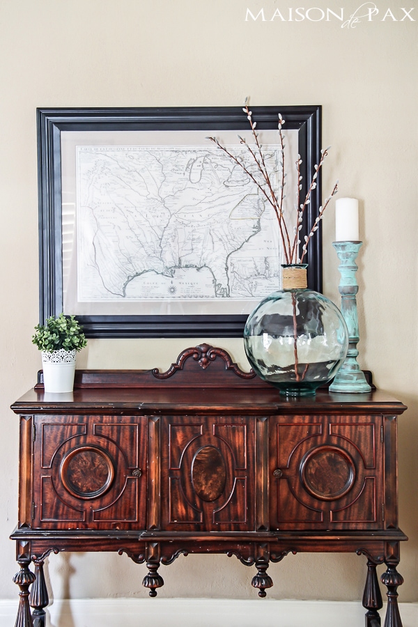gorgeous neutral living room with blue and turquoise accents: mix of antiques, affordable pieces, and diy ideas | aiweb9ygdry.cmersite.com