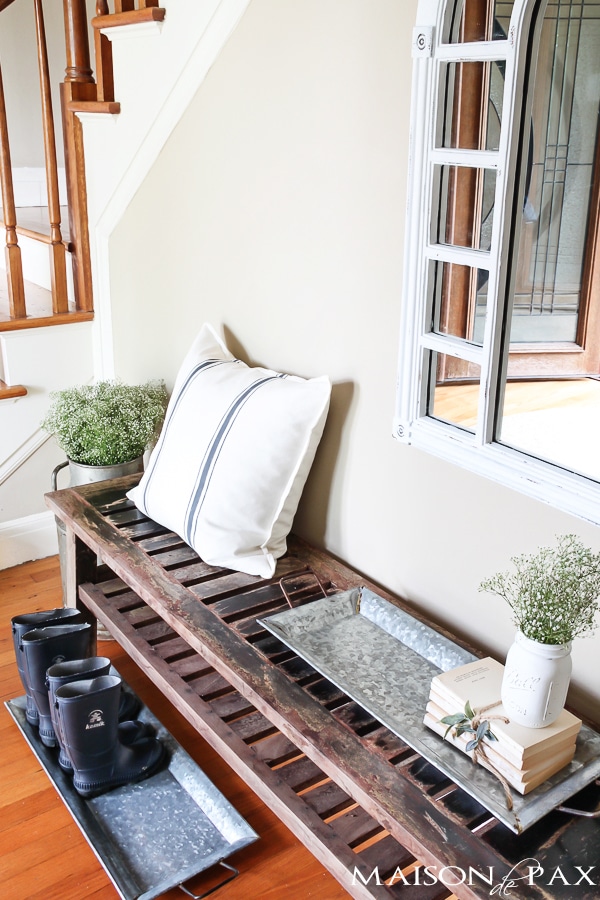 cute and functional ideas for organizing a foyer with galvanized trays | aiweb9ygdry.cmersite.com