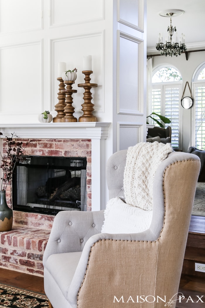 simple, neutral fall mantel decor ideas- Maison de Pax
