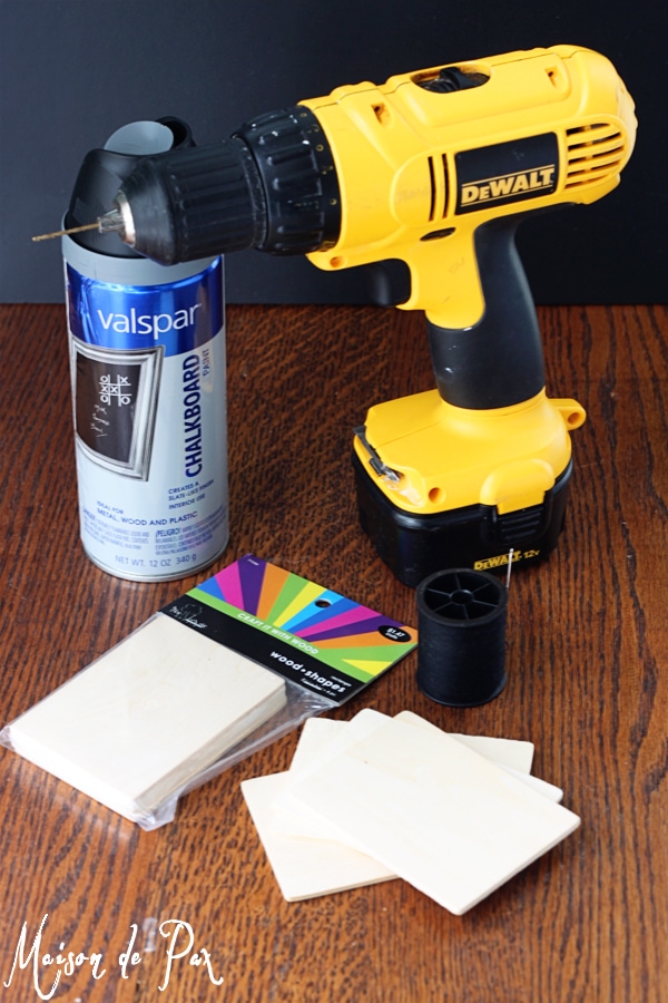 Make your own chalkboard storage labels and make clean up a breeze!