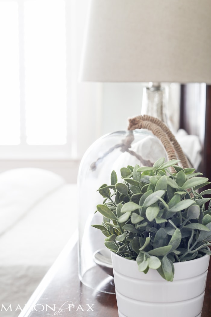 spring accents in a master bedroom | aiweb9ygdry.cmersite.com