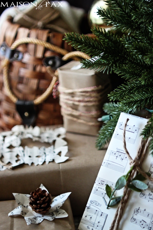 so many gorgeous gift wrap ideas! via aiweb9ygdry.cmersite.com
