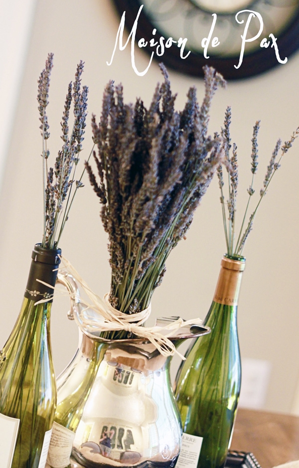 Gorgeous and creative spring centerpiece via aiweb9ygdry.cmersite.com #easter #tablescape #spring #decor