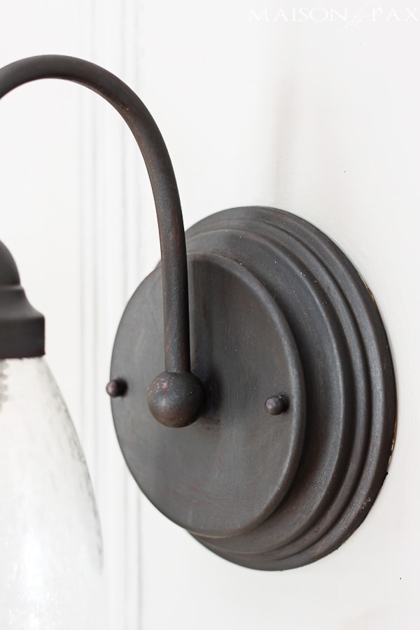 Awesome $4 update to outdated light fixtures! aiweb9ygdry.cmersite.com