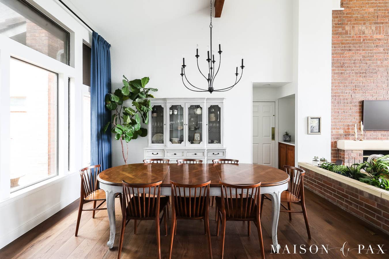 dining room with medium brown white oak flooring