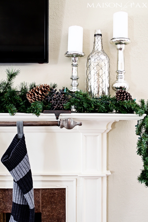 Christmas mantle- Maison de Pax