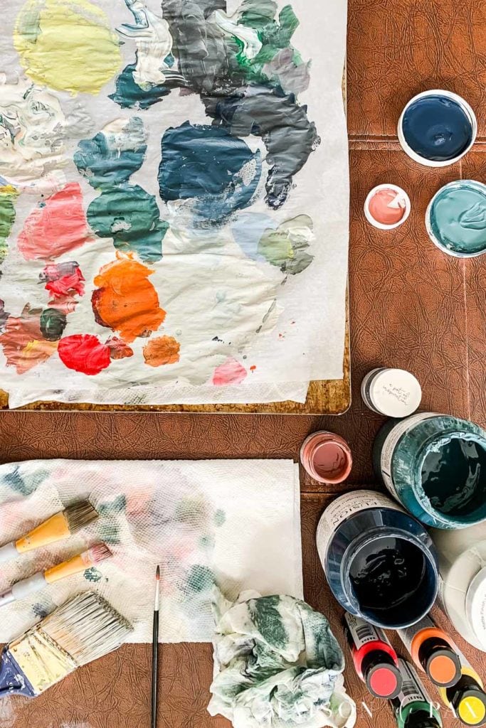 colorful paint palette | Maison de Pax