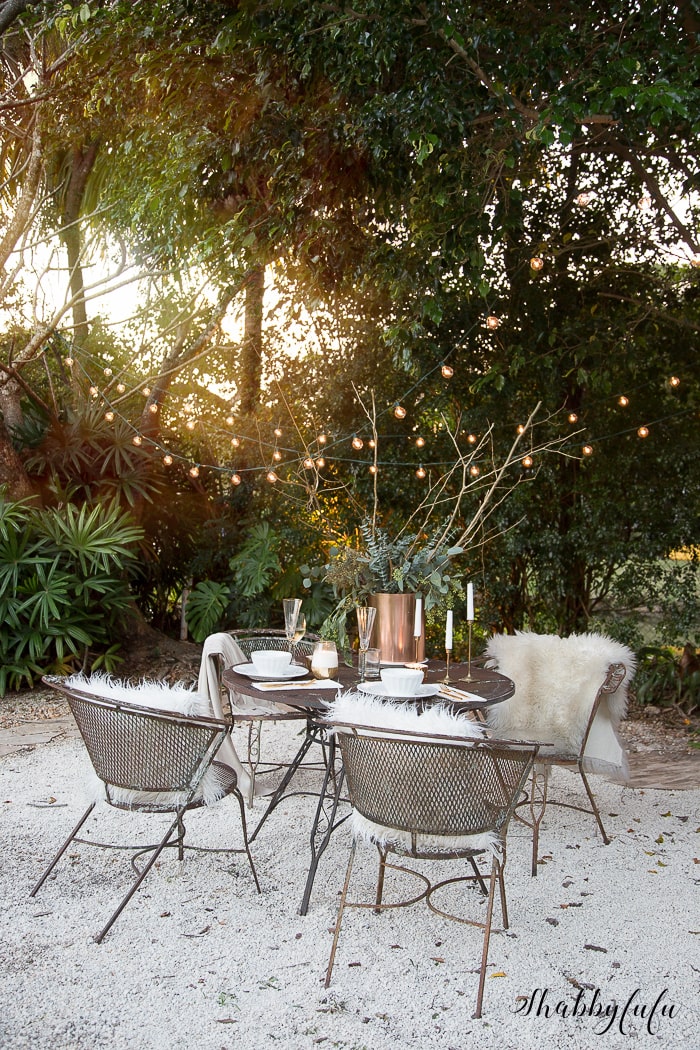 winter-tablescape-outdoors-florida-shabbyfufu-15