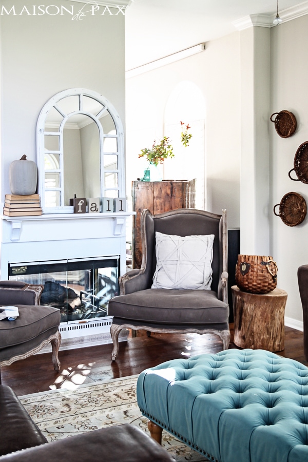 I love this fall home tour! Calming neutrals and lots of texture: simple ideas and easy fall decorations | aiweb9ygdry.cmersite.com