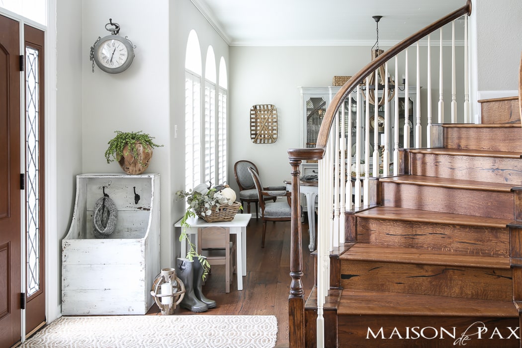Fall home entry - Maison de Pax