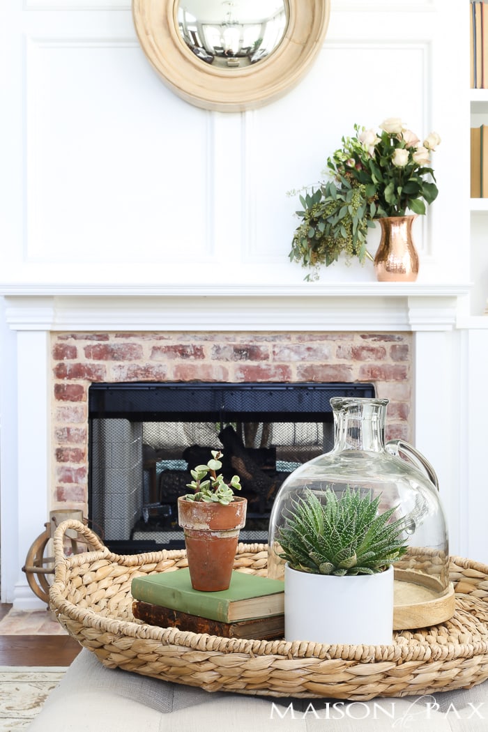 This casually elegant living room is all set to go for spring! Use these simple spring decorating ideas to get your home ready for spring.