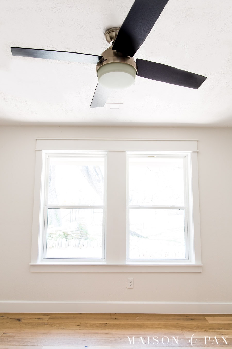 low profile ceiling fan with nickel housing and black blades