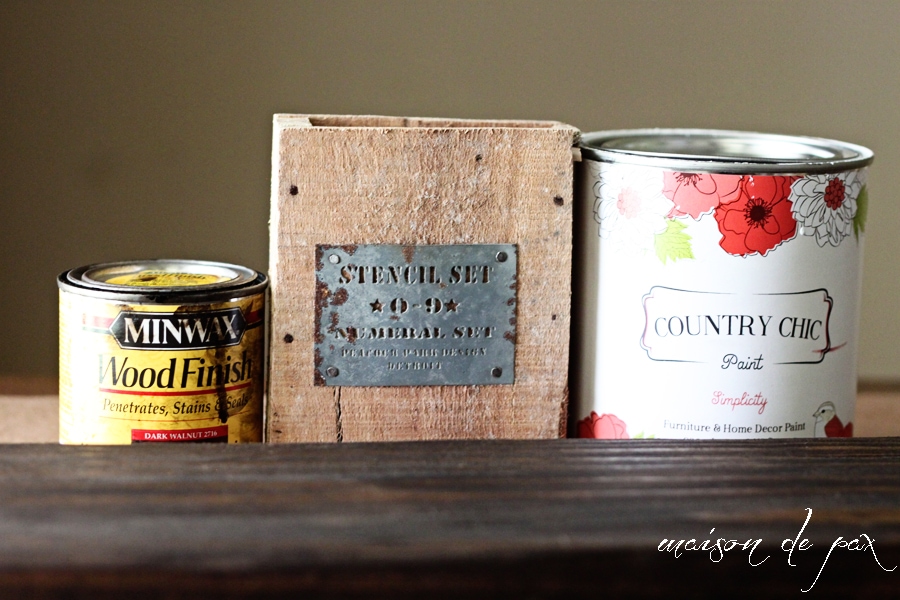 Create your own rustic wooden sign to celebrate an anniversary, birthday, or any other special occasion. Get the full tutorial on this easy DIY painted sign.