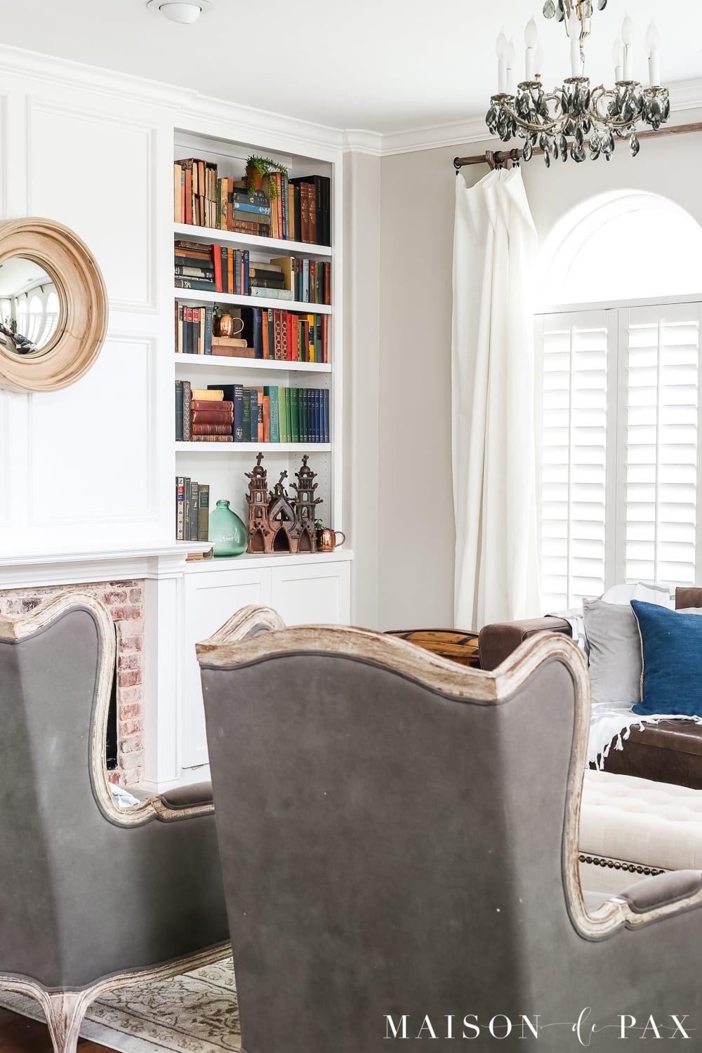 Modern Farmhouse Living room styled for spring- Maison de Pax