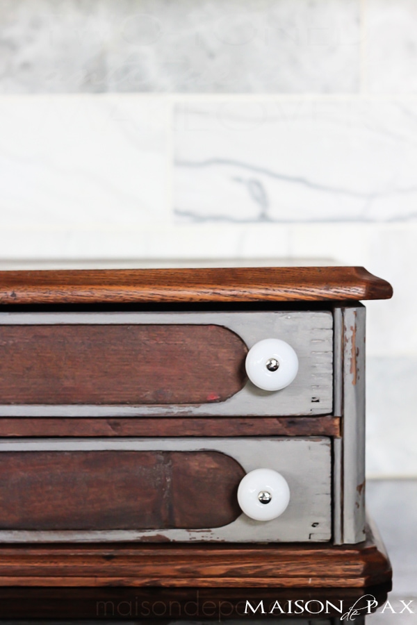 beautiful two-toned antique chest makeover via aiweb9ygdry.cmersite.com #tutorial #diy #stain #paint