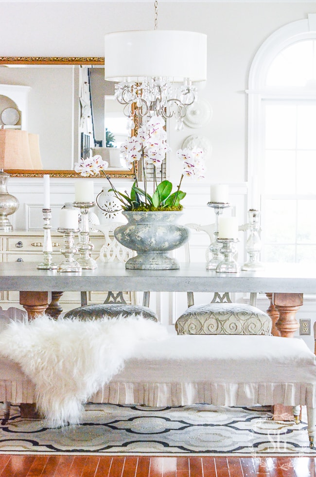 Casual yet Elegant White Dining Room